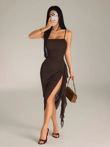 SHEIN PETITE 2026女款春夏優雅復古黑色百褶荷葉邊不對稱下擺洋裝 - 咖啡棕 - 查看 7