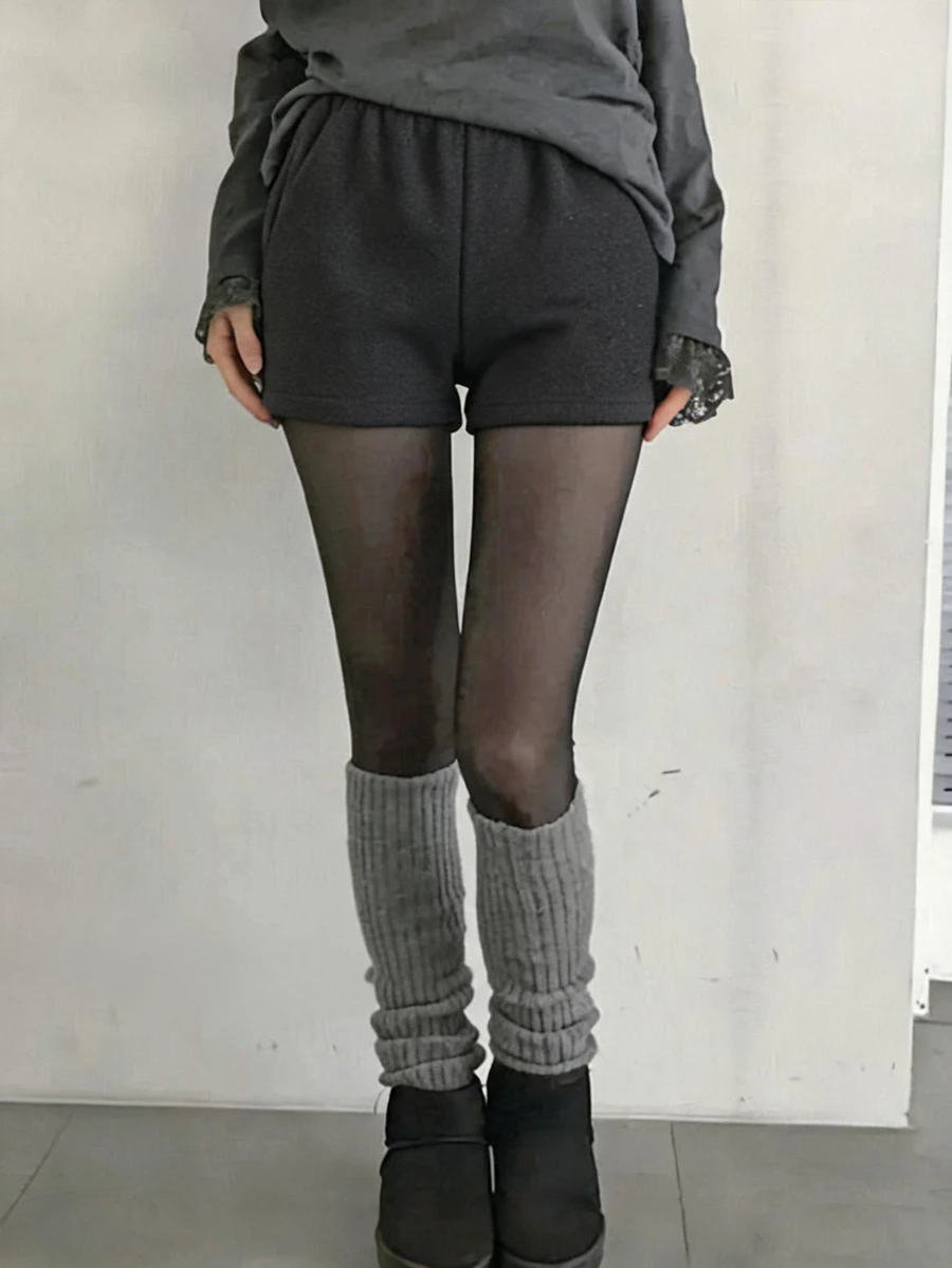 DAZY Dark Gray Solid Color Elastic Waist Casual Versatile Loose Shorts For Women, Comfortable For Home And Daily Wear Fall - Black - View 1