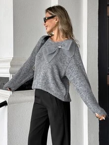 Pariaura Sweater Pullover Lengan Panjang Rajut Lembut Warna Abu-abu dengan Dekorasi Pita Besar, Serbaguna, dan Gaya Vintage untuk Musim Gugur/Dingin. - Grey - View 1