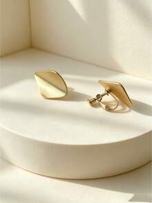 DAZY Women's Fashion Versatile Minimalist Ear Clips - Gold - View 3