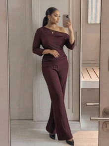 SHEIN Lady CURVE Plus Size Women Solid Color Asymmetrical Shoulder Long Sleeve T-Shirt And Flare Pants 2 Pieces Set - Brown - View 6