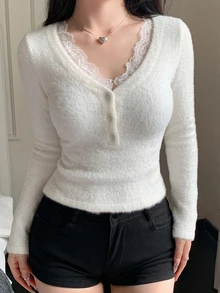 DAZY 女款深V領蕾絲拼接性感修身極簡都會休閒T恤 - 白色 - 查看 4