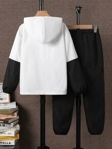 SHEIN 男童 2件組三色拼接半拉鍊連帽防風夾克外套與工裝長褲套裝，大童運動休閒套裝，秋季穿搭，秋季服飾 - 黑與白 - 查看 2