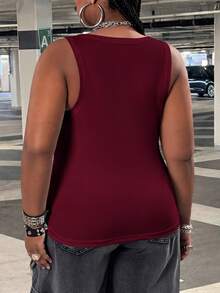 SHEIN CURVE+ 女款大尺碼休閒基礎修身白色圓領露肩背心，舒適面料適合夏季 - 紫紅色 - 查看 2