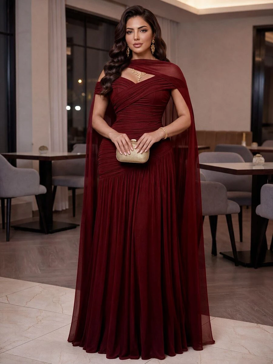 SHEIN Lady Đầm nữ size lớn màu trơn thiết kế bất đối xứng xếp ly thanh lịch cho Giáng Sinh - Đỏ - Xem 1