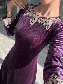 Al Najma Women's Applique Decorated Round Neck Long Sleeve Elegant Arabian Dress - Purple - View 6