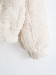 Elladie kids 1件女童秋冬新款休閒極簡針織珊瑚絨心形壓紋長袖翻領寬鬆拉鍊毛茸茸外套，適合日常穿著與外出 - 米色 - 查看 3