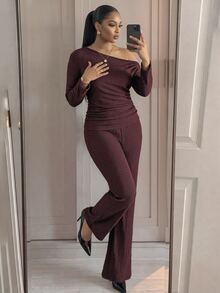 SHEIN Lady CURVE Plus Size Women Solid Color Asymmetrical Shoulder Long Sleeve T-Shirt And Flare Pants 2 Pieces Set - Brown - View 5