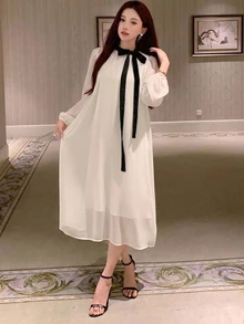 DAZY 春夏秋女款寬鬆A字中長洋裝，彼得潘領，泡泡短袖，黑色蝴蝶結，白色雪紡 - 米色 - 查看 4