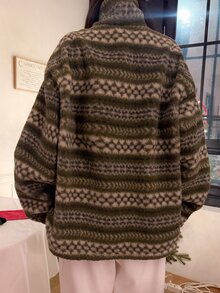 DAZY 女款領口休閒舒適長袖復古花卉圖案甜美風運動衫，秋冬款 - 橄欖綠 - 查看 2