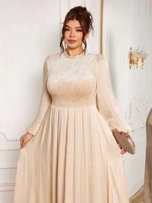 Modelyn 女款長袖荷葉領春秋天鵝絨抓皺亮面優雅精緻度假派對長洋裝，百搭舒適顯瘦大尺碼長裙 - 杏色 - 查看 1