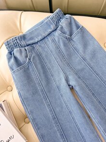 SHEIN Young Girl Light Wash Wide Leg Denim Jeans, Vintage Light Blue Washed Contrast Stitching/Vertical Patchwork Pleated Design Denim Pants, Elastic Waist Loose Straight Wide Leg Pants, Suitable For Children - Blue - View 3