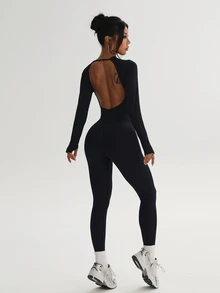 Easithlete بدلة يوغا بدون درزات للنساء - الأسود - مشاهدة 4