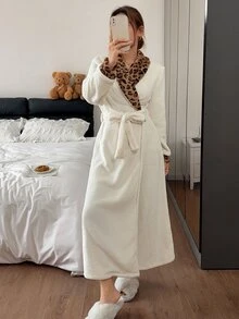 Napfluff Cute Solid Color Contrast Leopard Watermark Pattern Plush Long Sleeve Women's Loungewear Robe - White - View 5