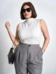SHEIN Clasi 大尺碼女款彈性針織背心式內搭上衣 百搭女款背心 - 白色 - 查看 4