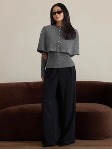 COSMINA Setelan Sweater Lengan Jubah Abu-abu Wanita, Dua Potongan Pakaian Rajut dengan Kancing Logam - Grey - View 3