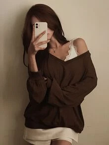 DAZY Sweater Wanita Warna Polos Rajut Longgar Leher V Dalam Lengan Panjang Kasual Gaya Vintage untuk Liburan Musim Semi/Gugur - Coklat - View 2
