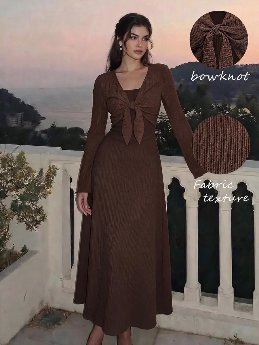 SHEIN MOD طقم نسائي من قطعتين: ملابس علوية بأكمام طويلة وربطة أمامية وفستان كاميسول بنسيج بارز - بني - مشاهدة 1