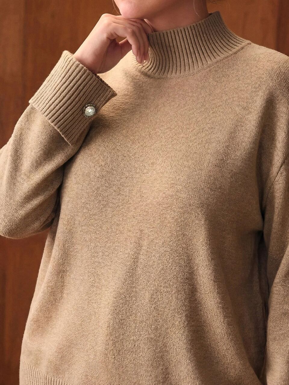 MOTF ELEGANT PEARL & METAL BUTTON DECORATED WOMEN'S AUTUMN/WINTER KHAKI PULLOVER SWEATER 2 PIECES SET