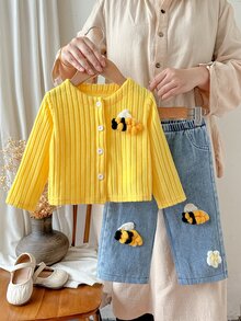 SHEIN 2件組幼兒女嬰針織開襟外套牛仔褲套裝，可愛甜美黃藍配色，3D蜜蜂貼花羅紋長袖圓領，生日秋季公主風 - 黃色 - 查看 1