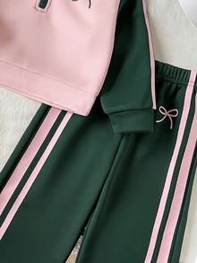 SHEIN 2件組幼女運動衫＋運動長褲，可愛米褐色蝴蝶結刺繡條紋飾邊半拉鍊套裝 - 彩色 - 查看 6