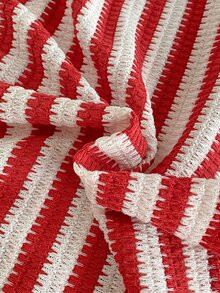SHEIN Playful Pals Baby Girl 2pcs Red & White Ribbed Strawberry Patch & White Flower Patch Flutter Sleeve Knitted Jacquard Fuzzy Ribbed Autumn/Winter Dress - Red and White - View 5