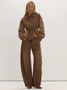 MUSEYN Brown Washed Denim Barrel Leg Jeans Timeless Date Night Tailored Casual Everyday New Season Fall - Brown - View 1
