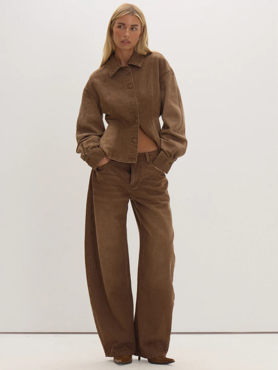 MUSEYN Brown Washed Denim Barrel Leg Jeans Timeless Date Night Tailored Casual Everyday New Season Fall - Brown - View 1