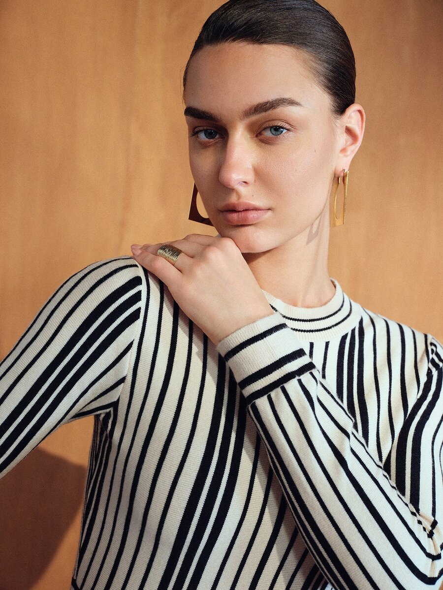 MOTF PREMIUM WOMEN'S AUTUMN/WINTER MINIMALIST ELEGANT COMMUTER CASUAL DATE KNIT SWEATER DRESS, ELASTIC FABRIC, ROUND NECK, LONG SLEEVE, HIGH WAIST, CINCHED WAIST, FLARED HEM, BLACK & BEIGE VERTICAL STRIPES - Multicolor - View 2