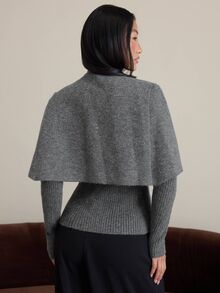COSMINA Setelan Sweater Lengan Jubah Abu-abu Wanita, Dua Potongan Pakaian Rajut dengan Kancing Logam - Grey - View 2
