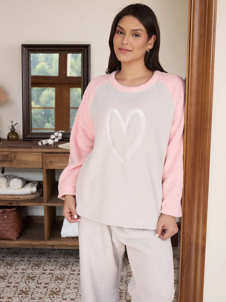 Doze Lane Women's Plus Size Coral Fleece Heart Embroidery Thick Long Sleeve Pajama Set - Multicolor - View 1