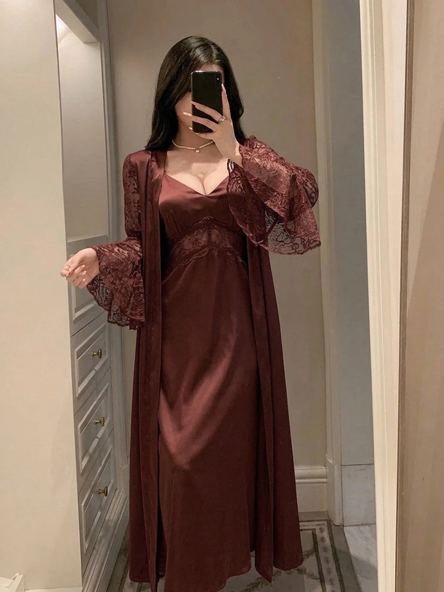 DAZY 夏季浪漫法式優雅緞面蕾絲拼接吊帶裙與晨袍套裝 女款睡衣 - 棕色 - 查看 1
