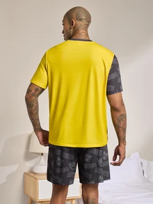 Transformers X SHEIN Men's Cartoon Print Short Sleeve Top And Pocket Shorts Loungewear Set - Black - View 2