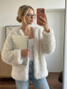 DAZY Women's Autumn/Winter Fashion Solid Color Faux Fur Coat - Beige - View 4