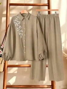 Rusticease 女款植物刺繡圖案長袖上衣與長褲休閒日常兩件套 - 卡其色 - 查看 3