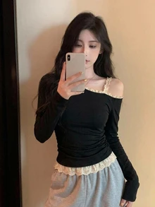 DAZY 女款蕾絲拼接修身百搭休閒T恤 - 黑色 - 查看 7