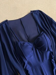 Grovea Set 2 Potongan Gaun Kamisol Satin Rajut Ukuran Besar dengan Kardigan Panjang Chiffon Sedikit Transparan untuk Musim Gugur - Navy Blue - View 5