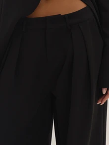 MUSEYN Black Woven Pleated Suit Trousers Timeless Date Night Tailored Office New Season Fall - Black - View 5