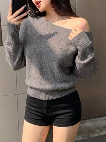 DAZY 純色修身船領長袖休閒優雅秋冬女款針織上衣 - 灰色 - 查看 1