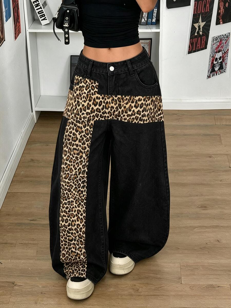 StreetHx Celana Jeans Denim Kasual Wanita Motif Leopard dengan Saku dan Potongan Lebar - MultiWarna - View 1