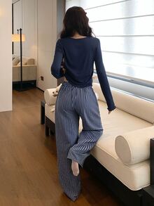DAZY 2pcs Women's Pajama Set, Solid Color Slim Fit Long Sleeve T-Shirt And Striped Loose Long Pajama Pants - Navy Blue - View 2