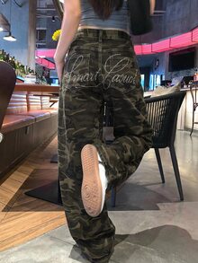 DAZY 女款時尚迷彩印花鈕扣口袋牛仔褲 - 綠色 - 查看 1