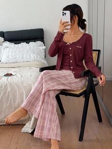 DAZY 3件組女款睡衣套裝，短袖長袖外套、修身背心、格紋直筒長褲 - 酒紅色 - 查看 6