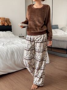 Napfluff Cute Solid Color Plush Round Neck Long Sleeve Bear Striped Watermark Plush Pants 2 Pieces Set - Brown - View 5