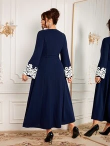 Modelyn Elegant Solid Color Knit Round Neck Long Sleeve Contrast Cuff Lace Trim Cinched Waist A-Line Regular Fit Plus Size Dress For Spring And Autumn - Navy Blue - View 2