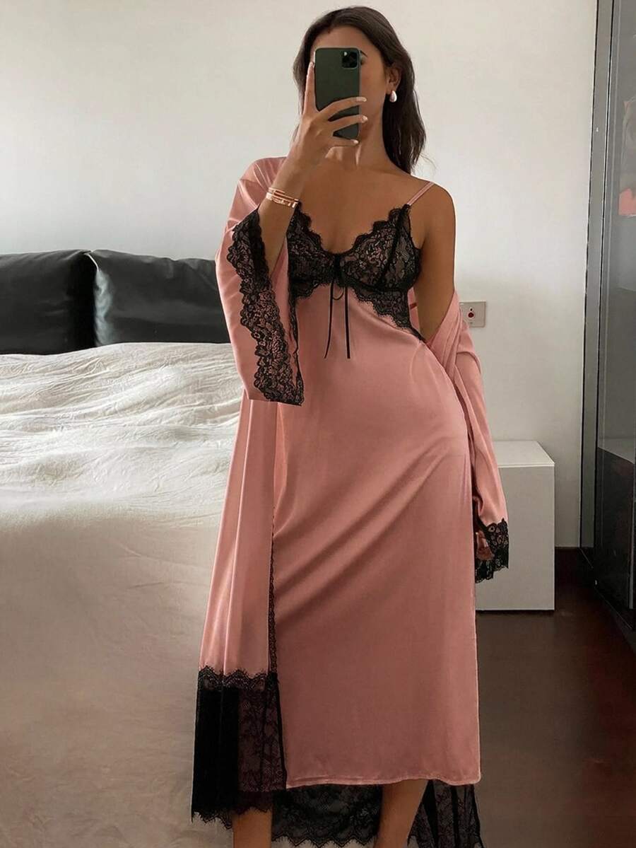 DAZY Charming Contrast Color Lace Patchwork Long Robe & Camisole Dress Women's Sleepwear Set - Pink - View 1