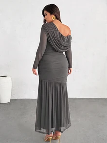 Firerie Plus Size Asymmetrical Shoulder Ruched Fishtail Hem Sexy Dress Fall - Grey - View 4