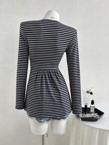 Flirla 秋冬休閒百搭蕾絲深V領長袖上衣 - 彩色 - 查看 2