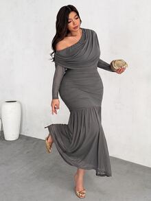 Firerie Plus Size Asymmetrical Shoulder Ruched Fishtail Hem Sexy Dress Fall - Grey - View 2