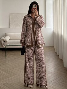 Modelyn 女款長袖鈕扣式梭織數位印花休閒通勤上衣與直筒長褲兩件套 - 彩色 - 查看 1